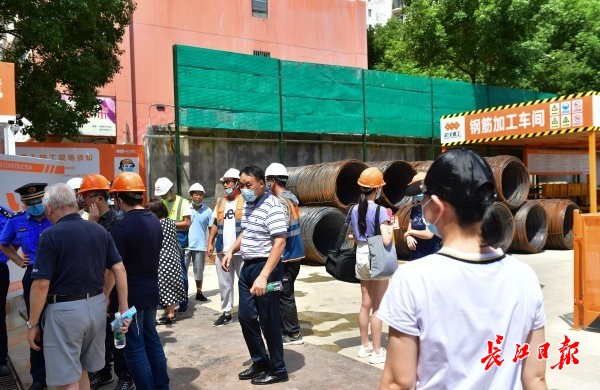 乐鱼体育这个工地装了吸声板噪声投诉从一周一两百起下降到几次(图1)