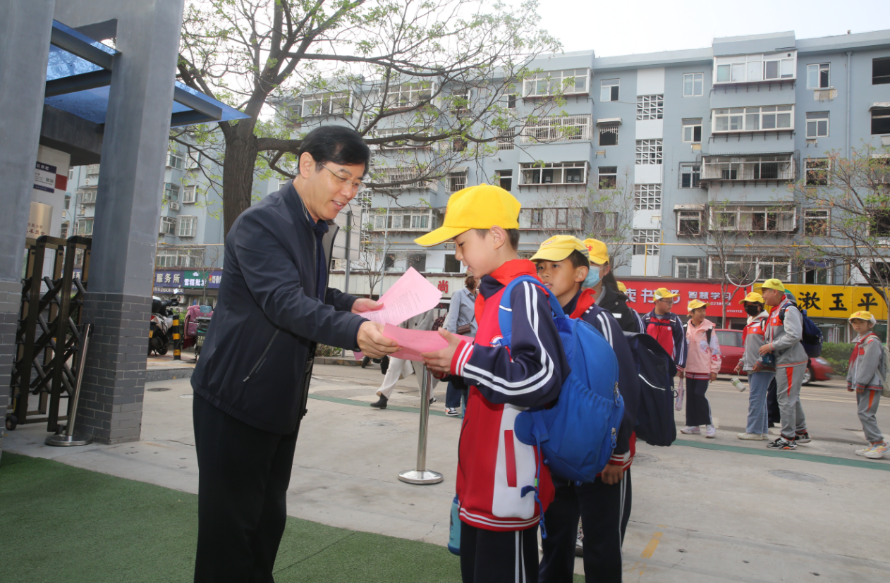 leyu乐鱼济南市营市东街小学2024年世界噪音日主题活动(图1)